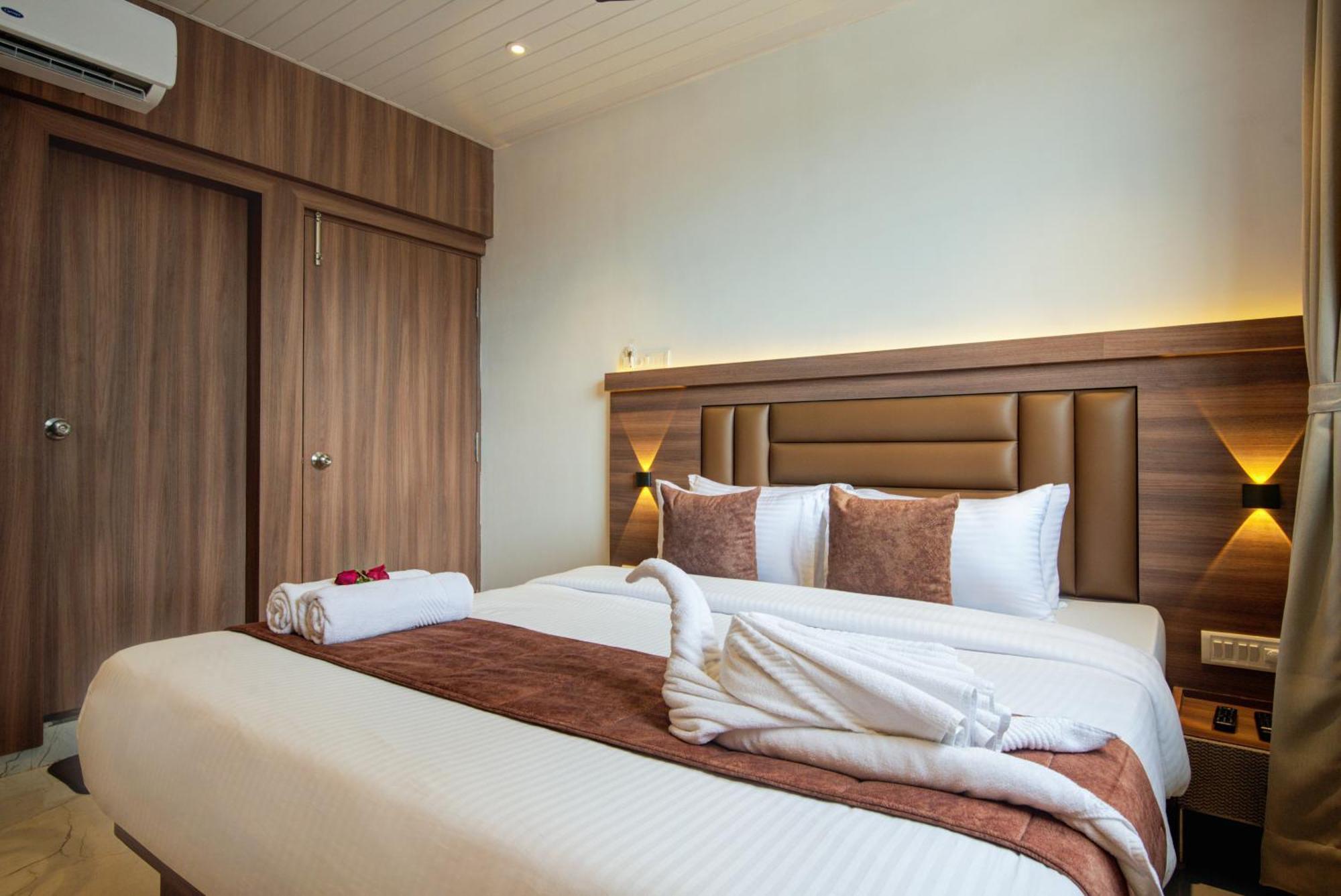 Hotel Galaxy Inn Navi Mumbai Extérieur photo