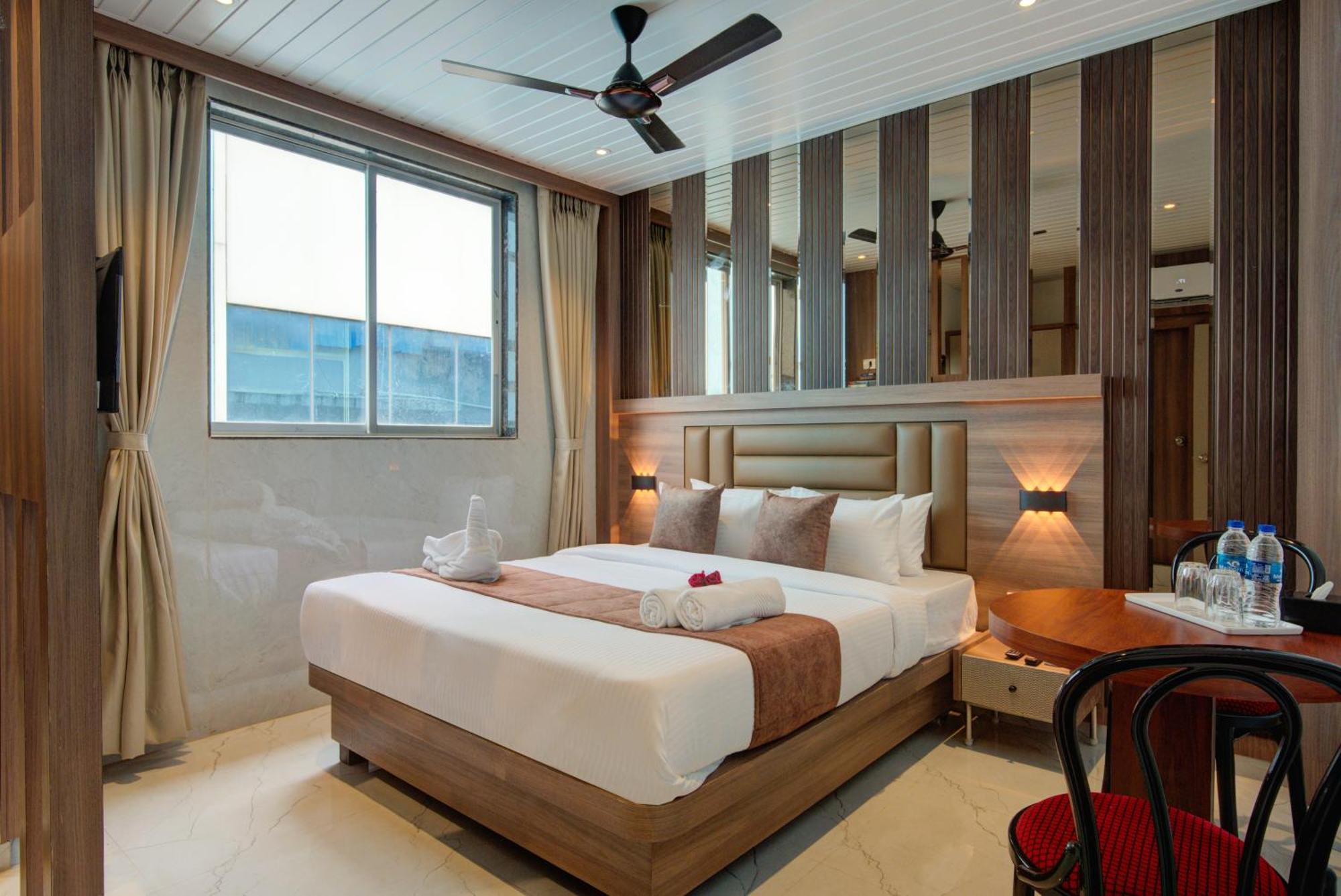 Hotel Galaxy Inn Navi Mumbai Extérieur photo