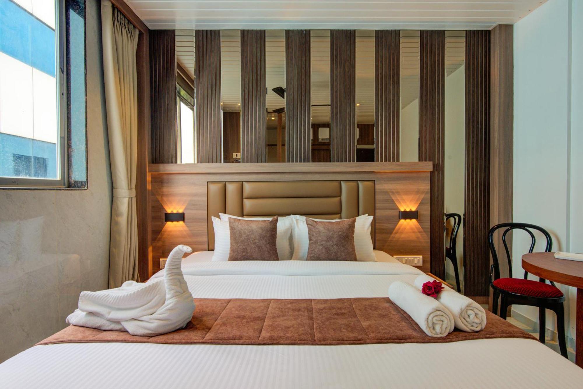 Hotel Galaxy Inn Navi Mumbai Extérieur photo